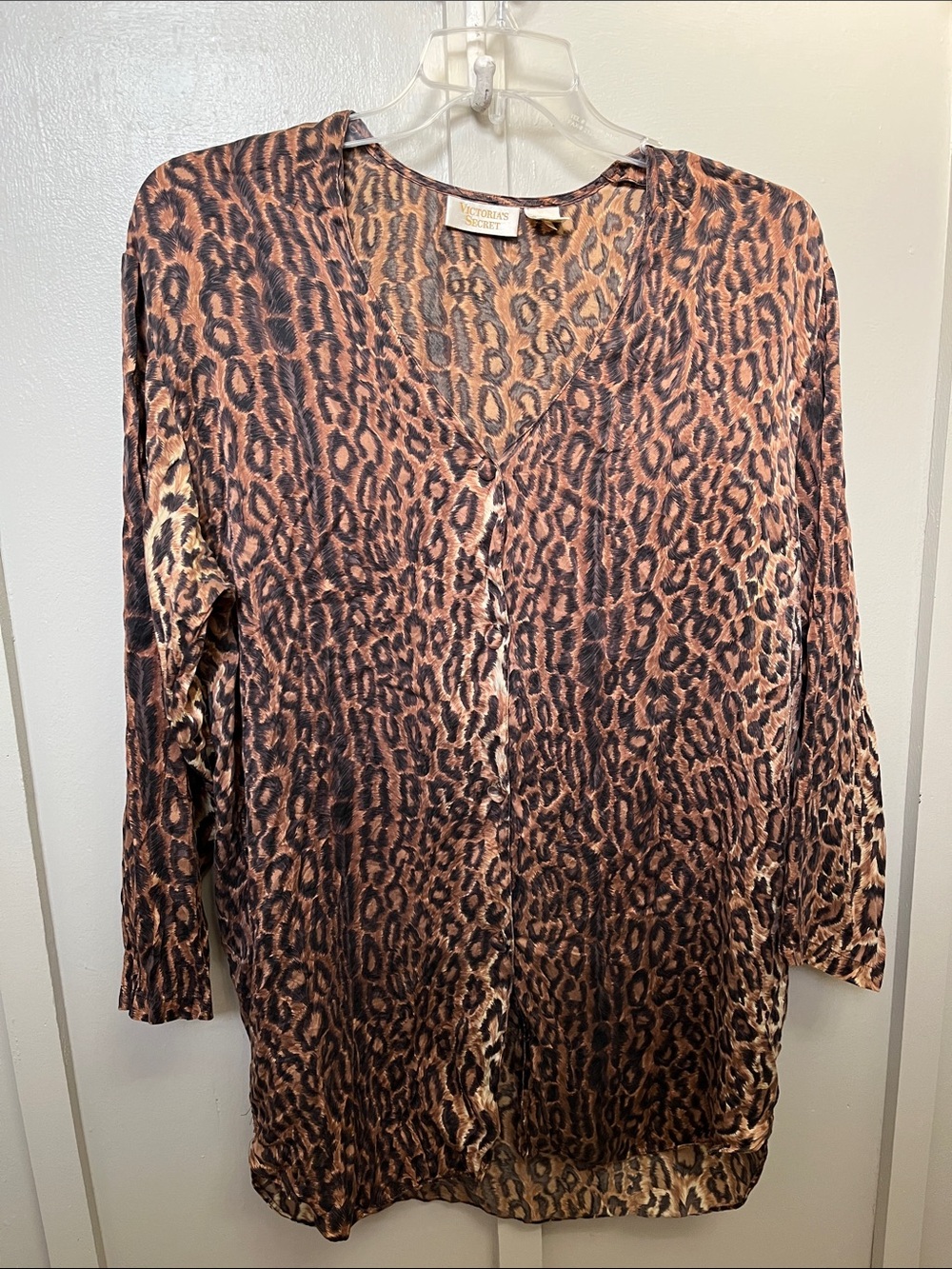 Vintage 100% silk Victoria's Secret button-down blouse gown leopard print sz med